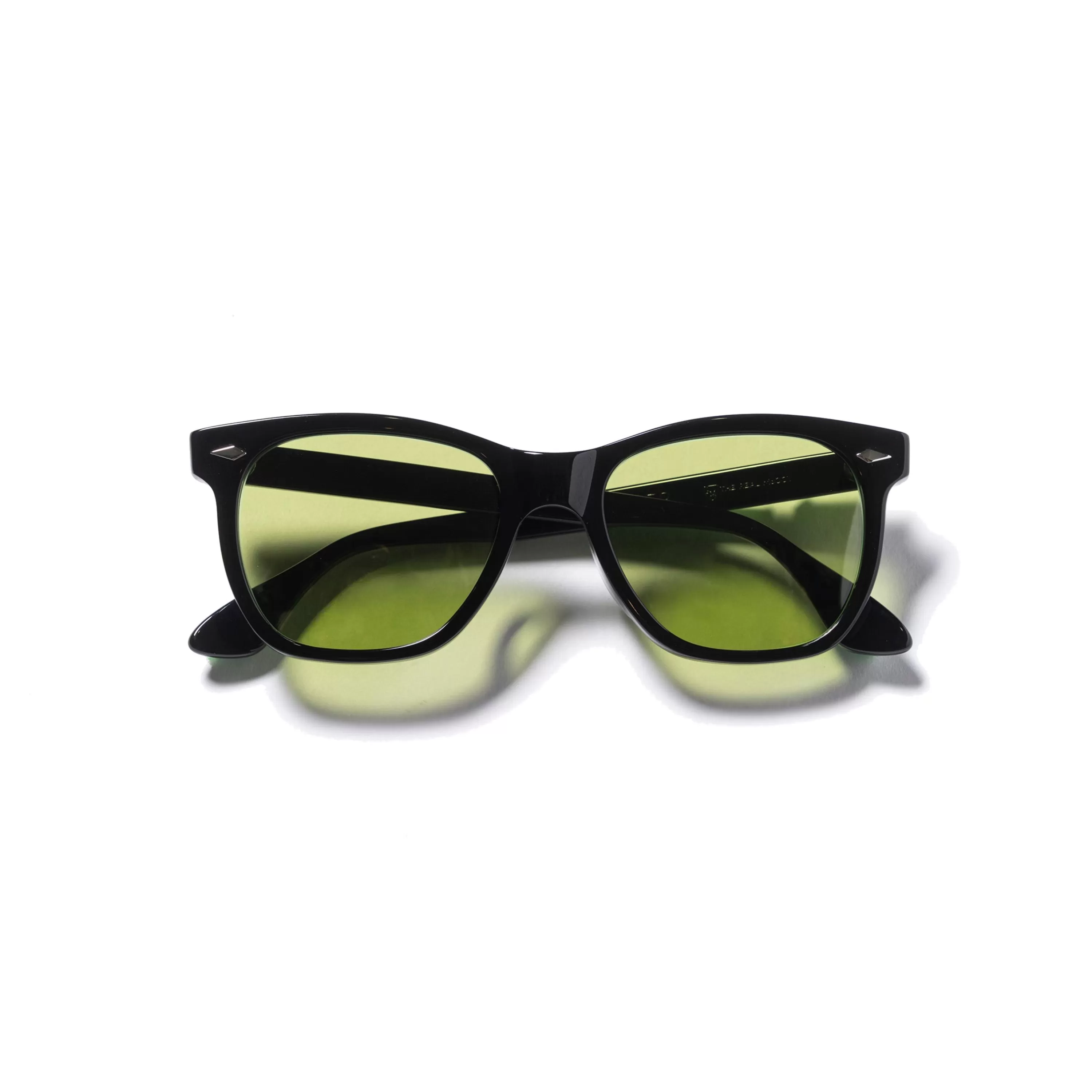 Joe McCoy Sunglasses / Geyser Black Frame Green Hot